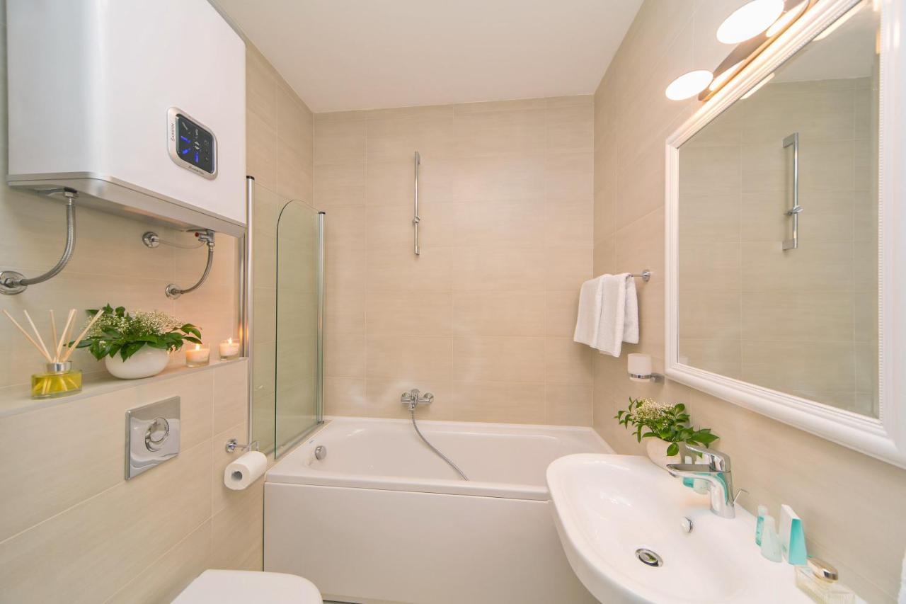 Greystar Apartman *